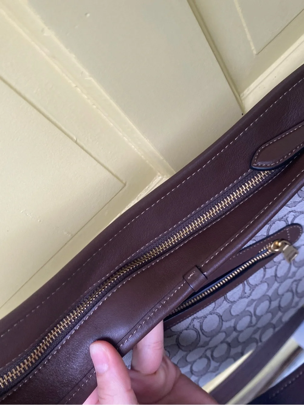 Coach SOFT TABBY HOBO IN SIGNATURE JACQUARD